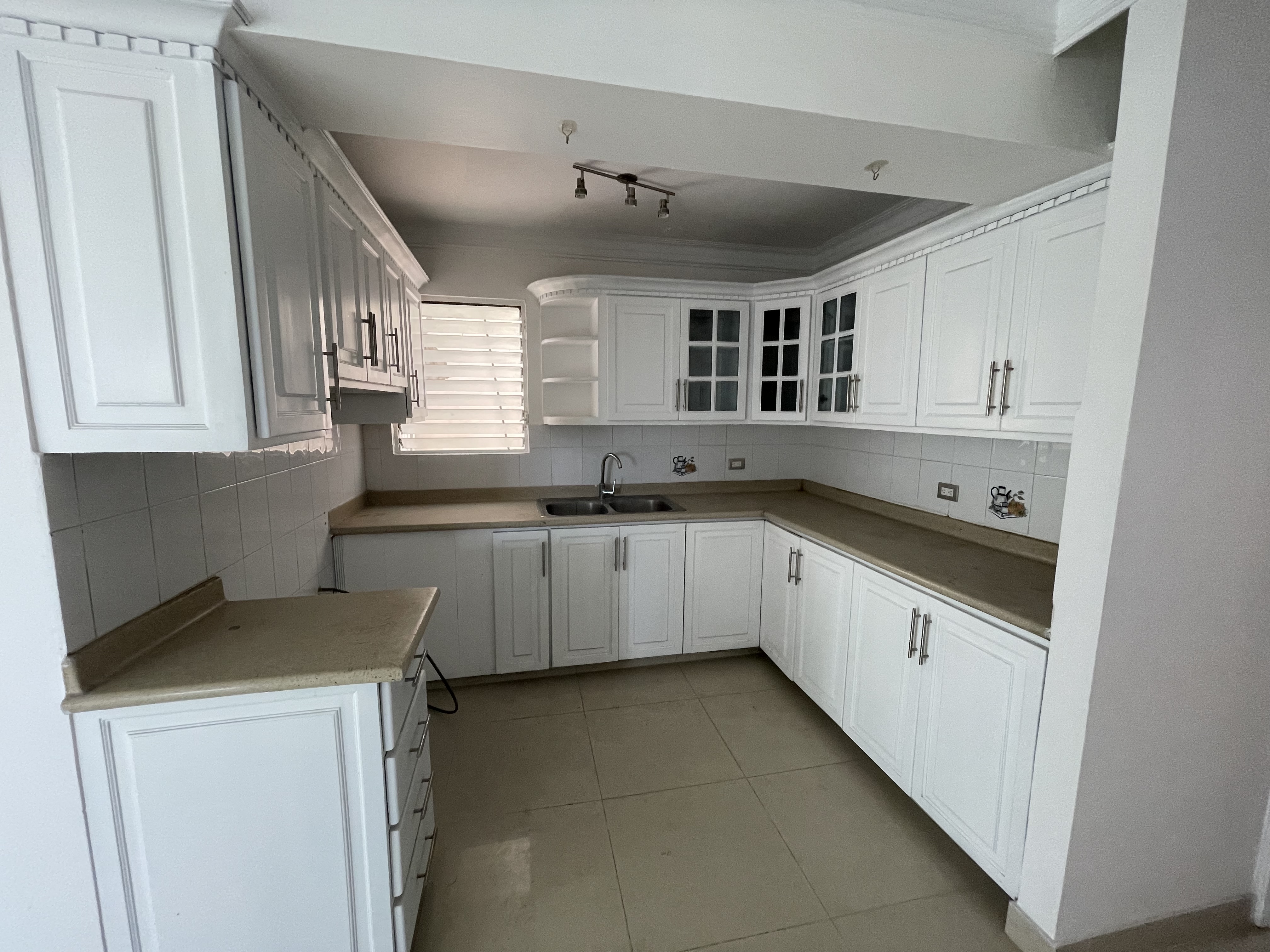 apartamentos - Apartamento en Renacimiento, Santo Domingo  5