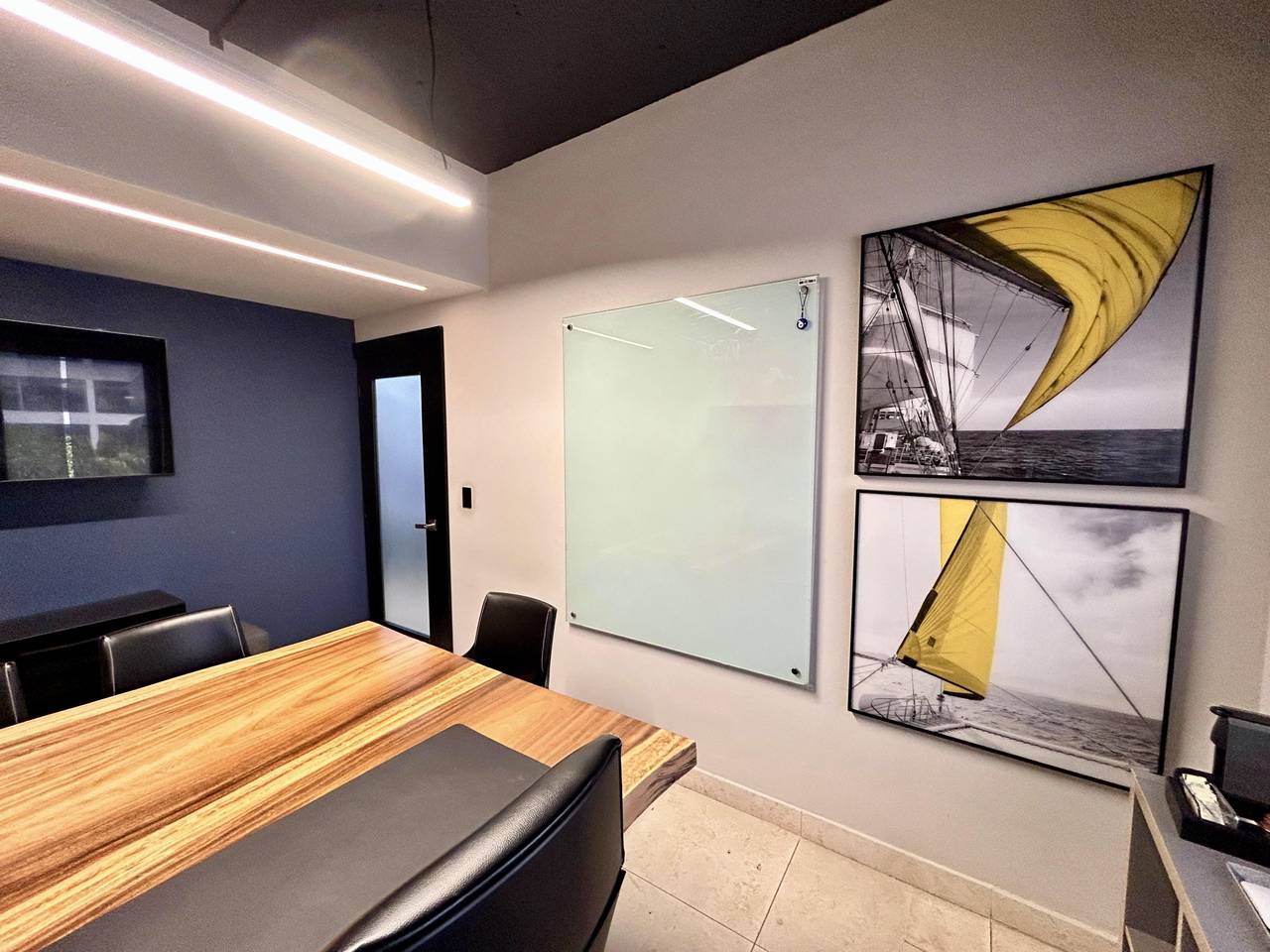 oficinas y locales comerciales - Oficina equipada en venta  5