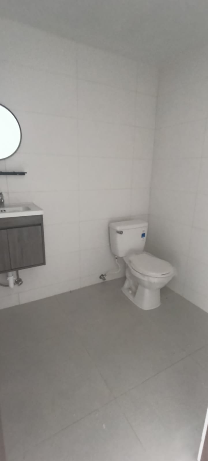 oficinas y locales comerciales - La Julia Excelen Local en Primer nivel con Terraza 9