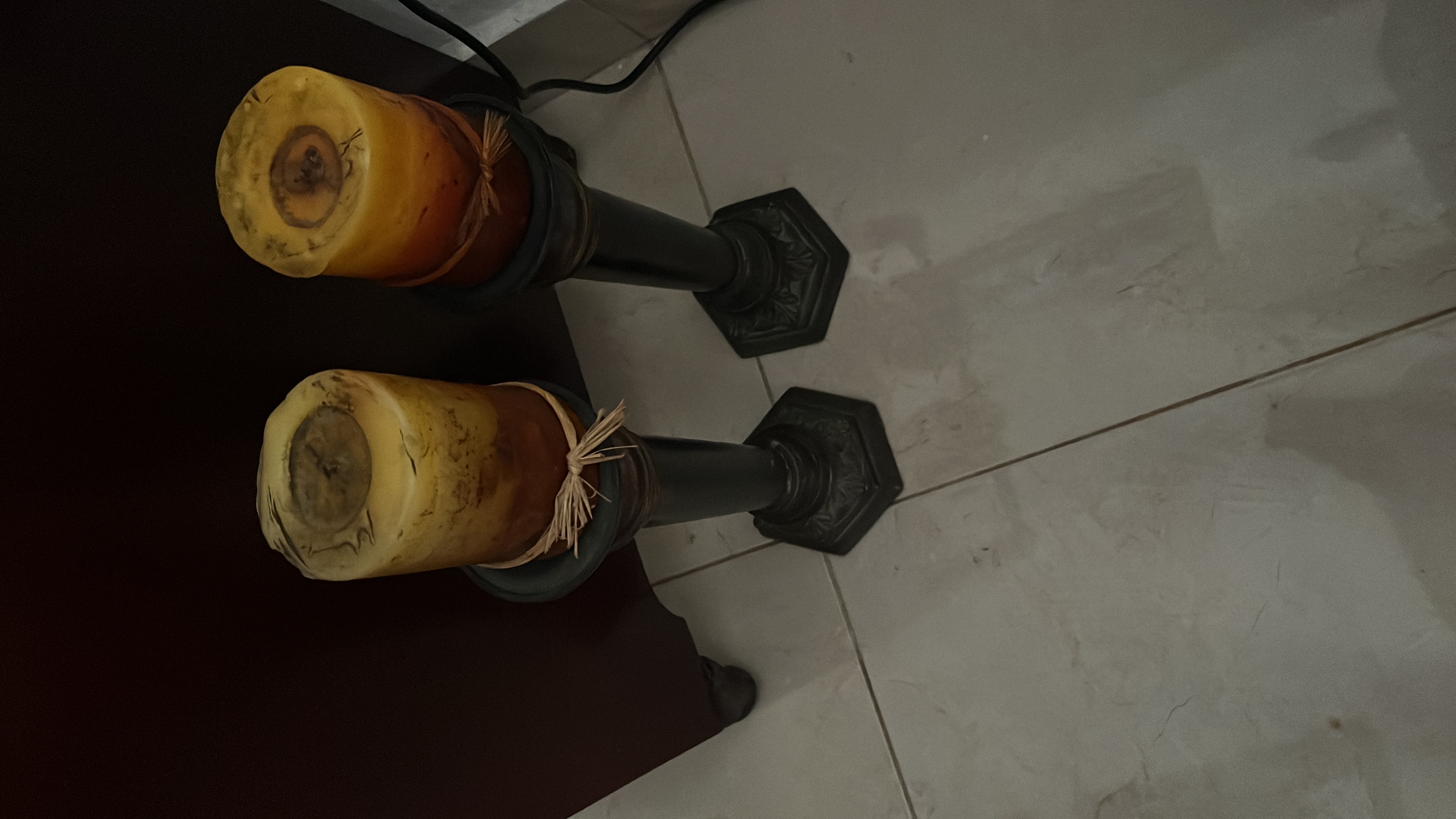 muebles y colchones - vendo juego de comedor en caoba con 6 sillas 3