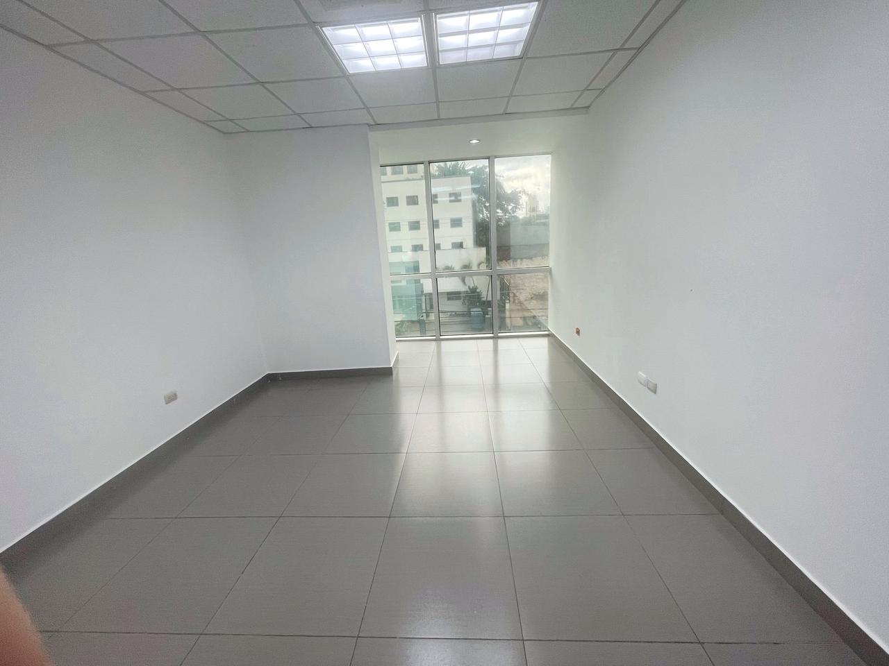 oficinas y locales comerciales - Alquiler local en la esperilla 5