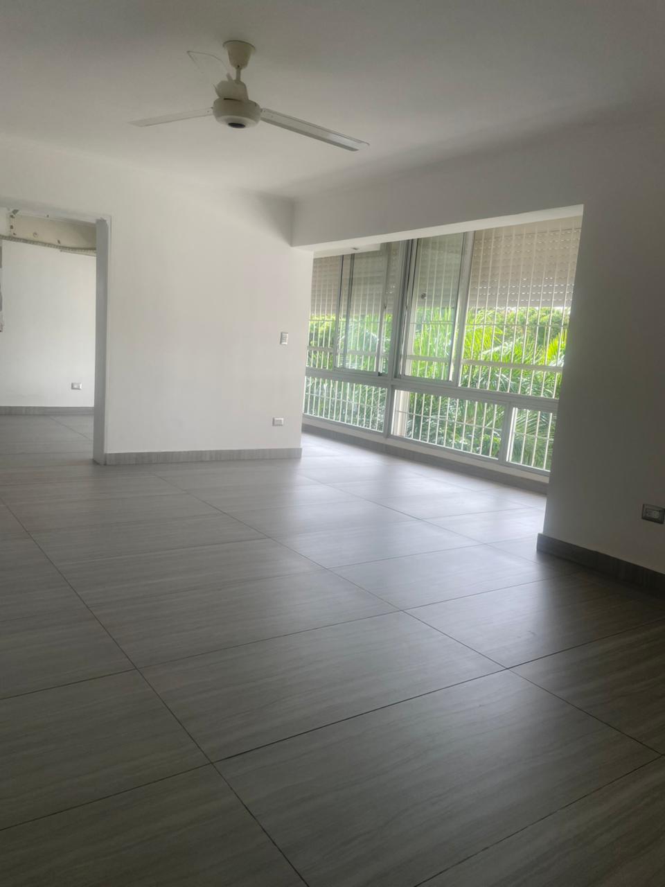 apartamentos - Vendo apto clásico en la Anacaona  178. 15 mts Pis 2