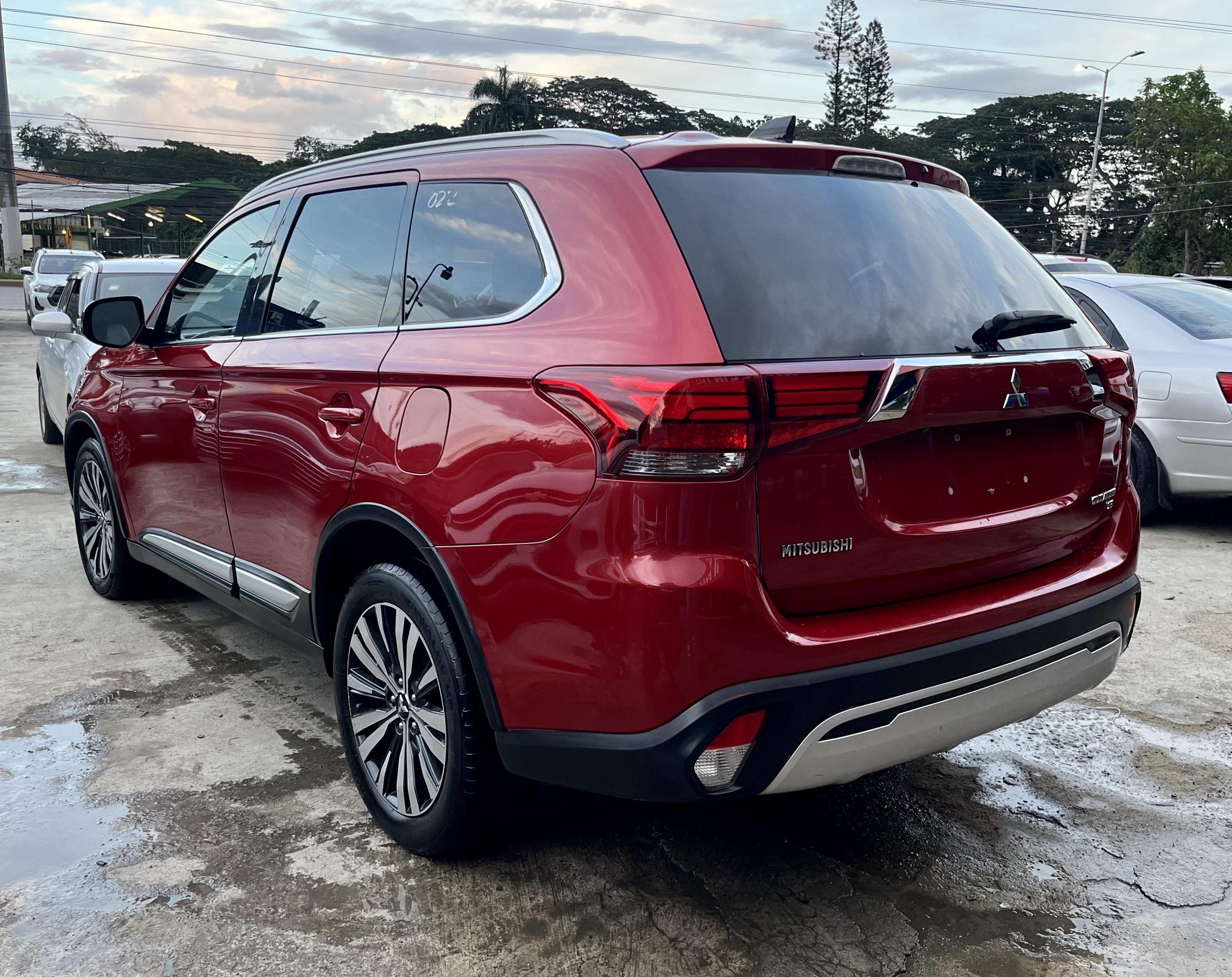 jeepetas y camionetas - Mitsubishi Outlander 2019 SEL
 2