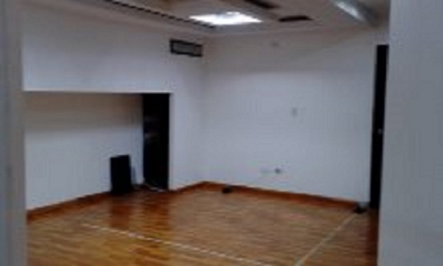 oficinas y locales comerciales - OPORTUNIDAD Vendo Local Comercial en Plaza Central 8