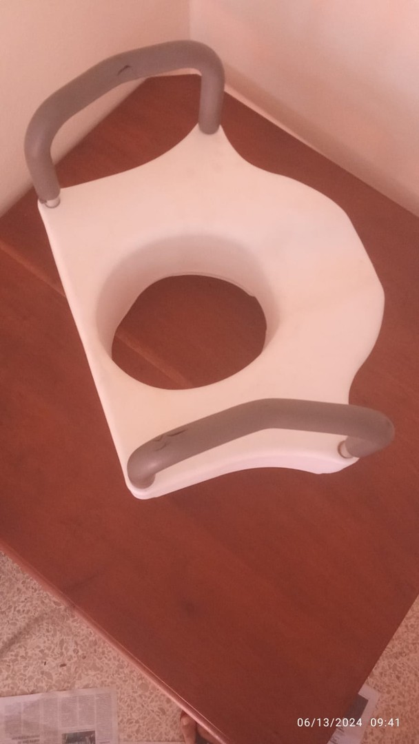 muebles y colchones - Inodoro portartil. De resina plastica antiseptica, anti-algas.,color blanco 