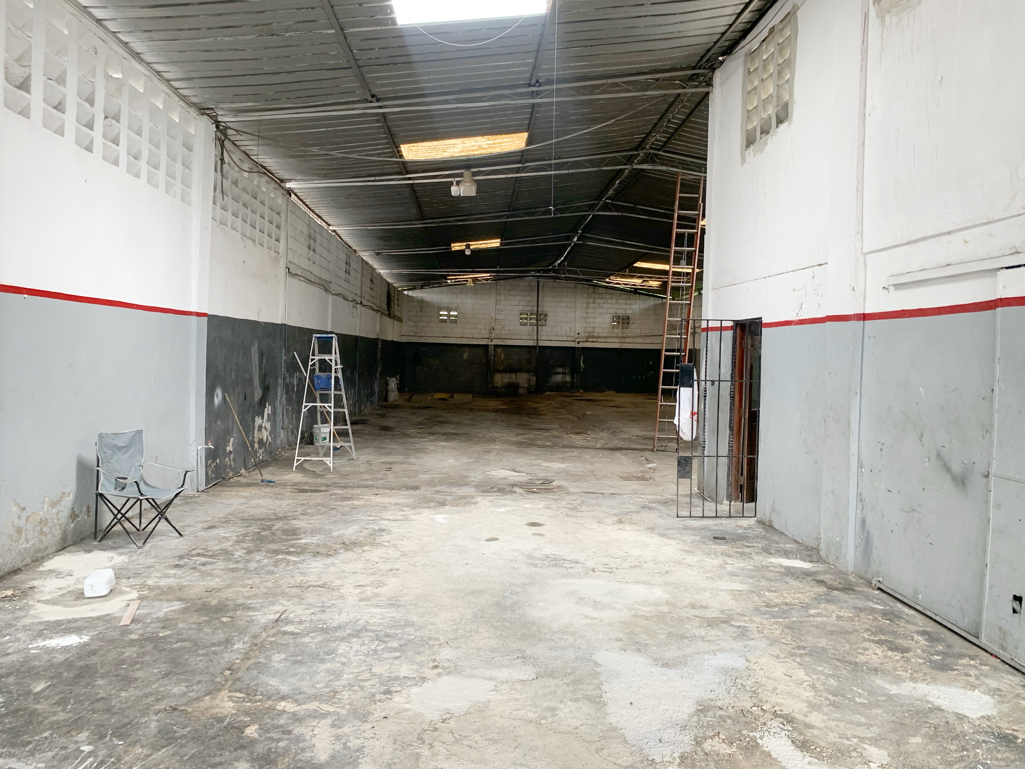 oficinas y locales comerciales - Alquiler de Nave comercial  4
