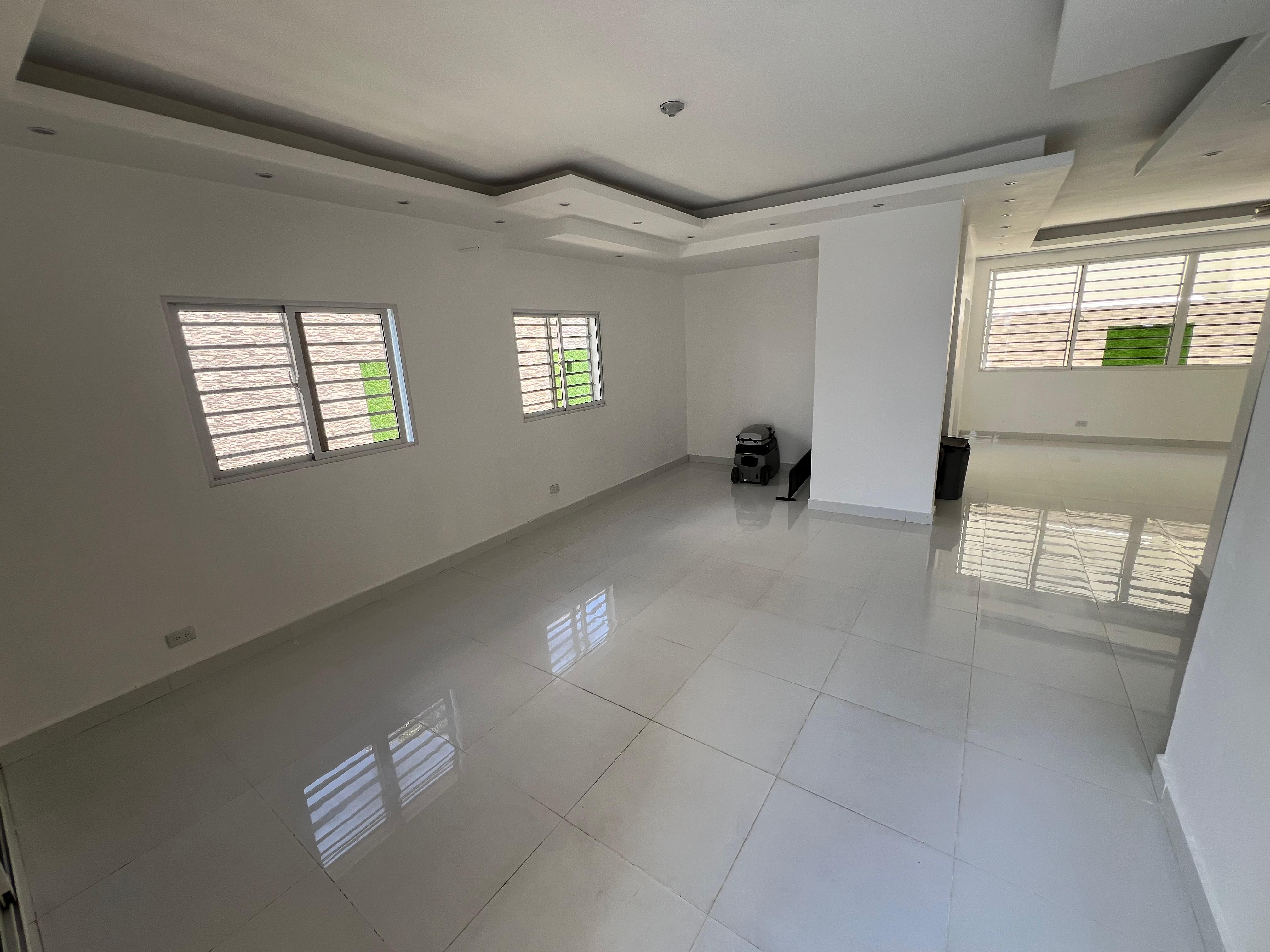 casas - Casa de 2 niveles en venta en Altos De Arroyo Hond 3
