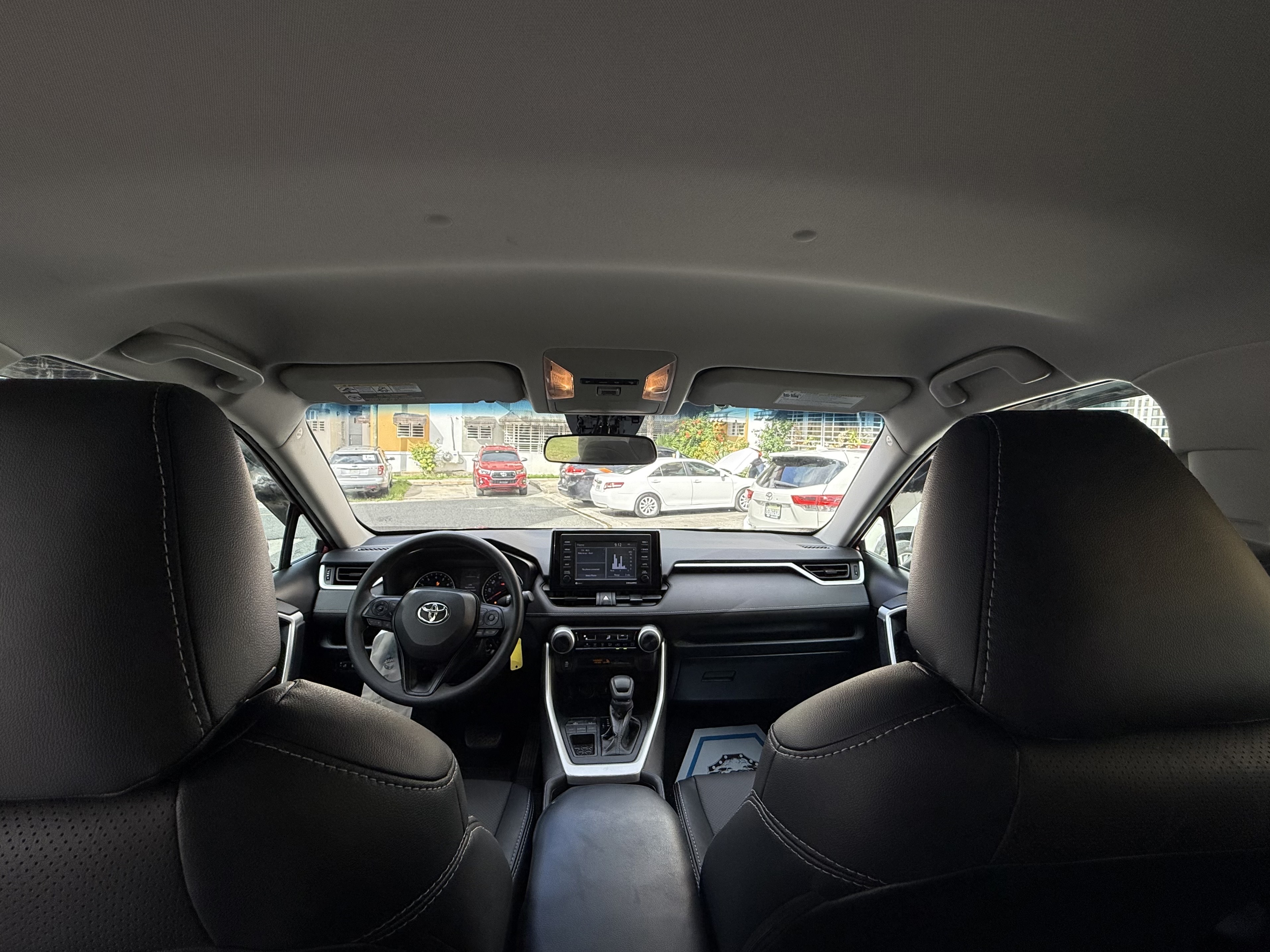 jeepetas y camionetas - Toyota Rav4 2020 LE Plus 6