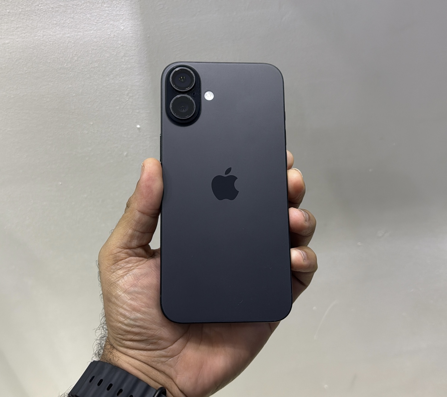 celulares y tabletas - iPhone 16 PLUS 128GB E-SIM  Impecable$ 54,500 NEG 0