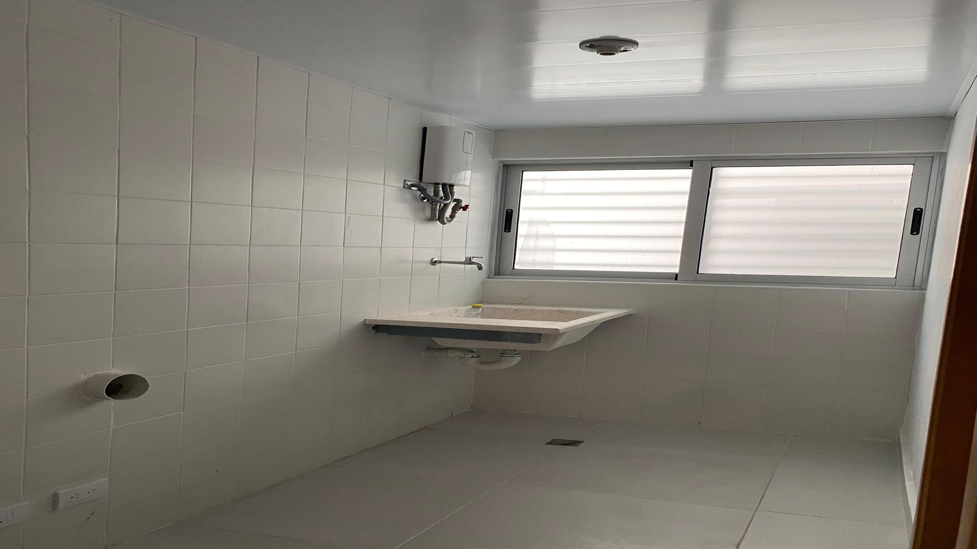 apartamentos - Apartamento en venta en Evaristo Morales – 2 habitaciones y terraza privada 4