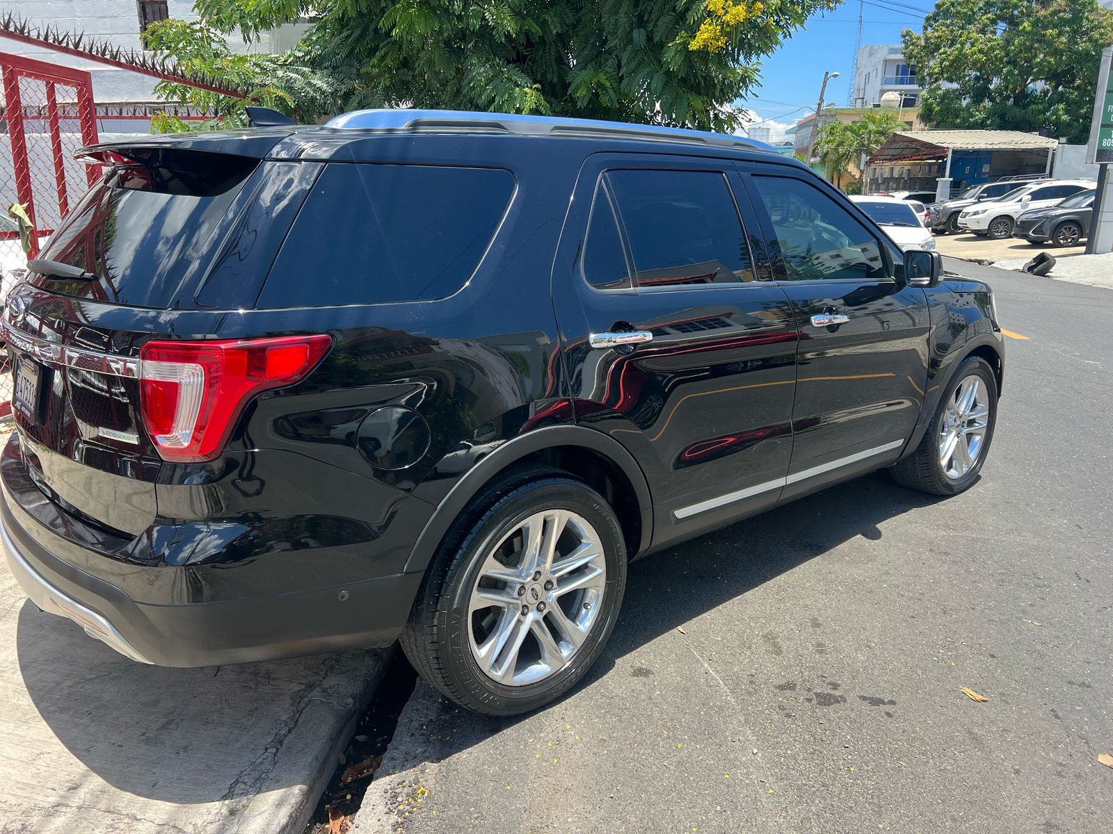 jeepetas y camionetas - ford explorer limited 2016 9