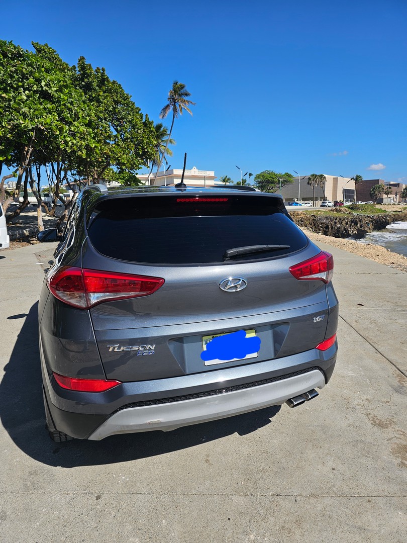 jeepetas y camionetas - Hyundai Tucson 2017 eco 3