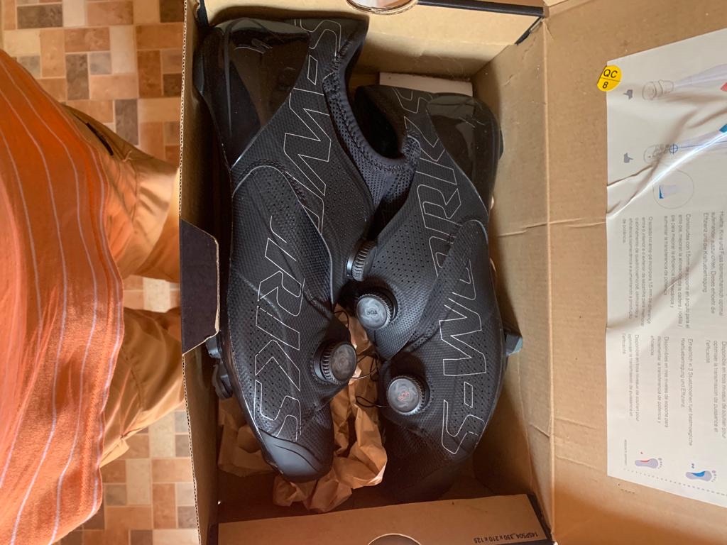 bicicletas y accesorios - A LA VENTA ZAPATILLAS PROFESIONALES DE CICLISMO S WORK ARES NEGRAS NUEVAS .