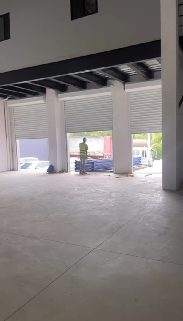 oficinas y locales comerciales - NAVES EN ALQUILER DE 1,000 MTS2-KILOMETRO 22 SANTO DOMINGO. 0
