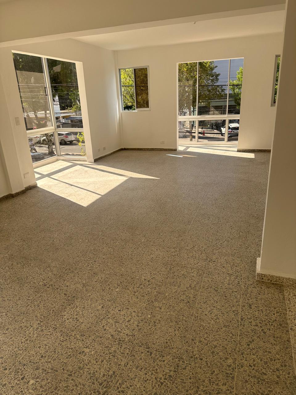 oficinas y locales comerciales - Alquiler Locales Comerciales, Bella Vista 0