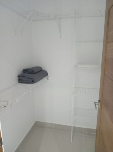 apartamentos - Alquiler de Apartamento amoblado en Evaristo Morales 6