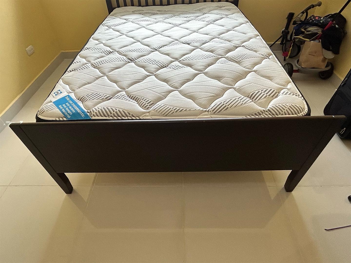 muebles y colchones - Cama IKEA + colchón Sealy (Full SIZE) 2