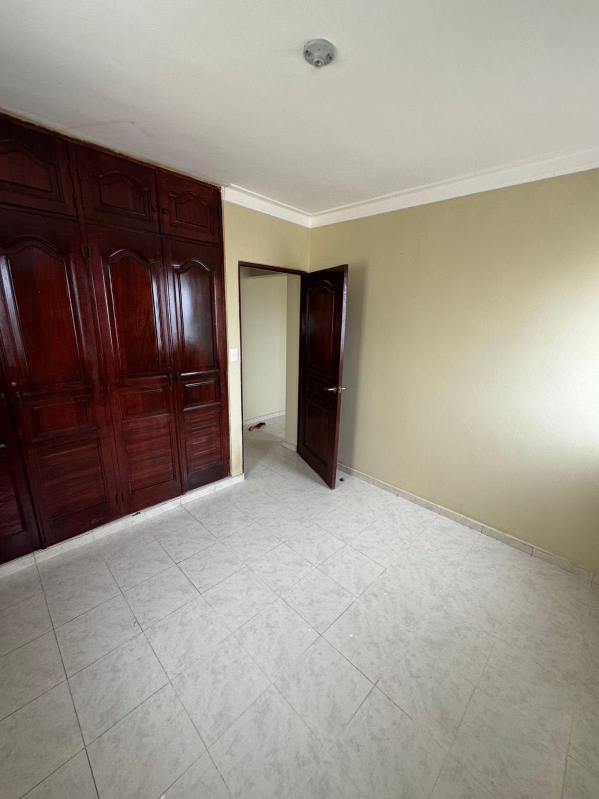 apartamentos - Alquilo apartamento 
En Residencial Tainos 2000 / El Gala 2