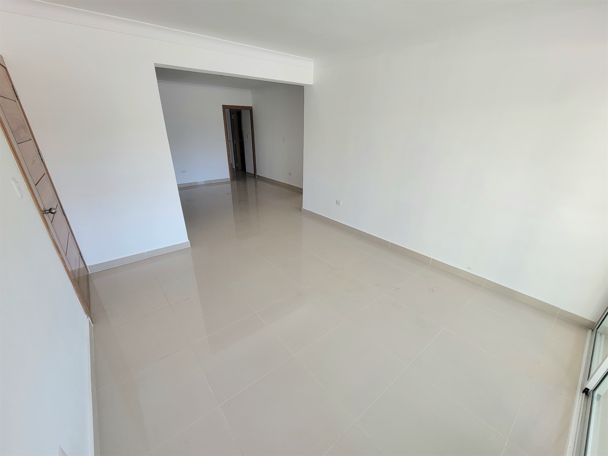 apartamentos - Vendo hermoso primer piso en el mirador del este próximo avenida ecológica  8