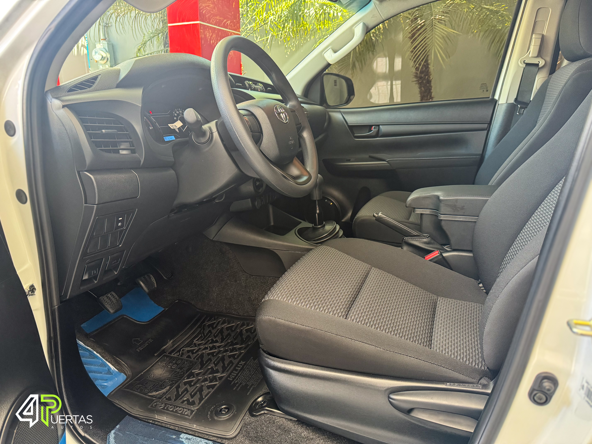 jeepetas y camionetas - TOYOTA HILUX 4X4 MECANICA 3