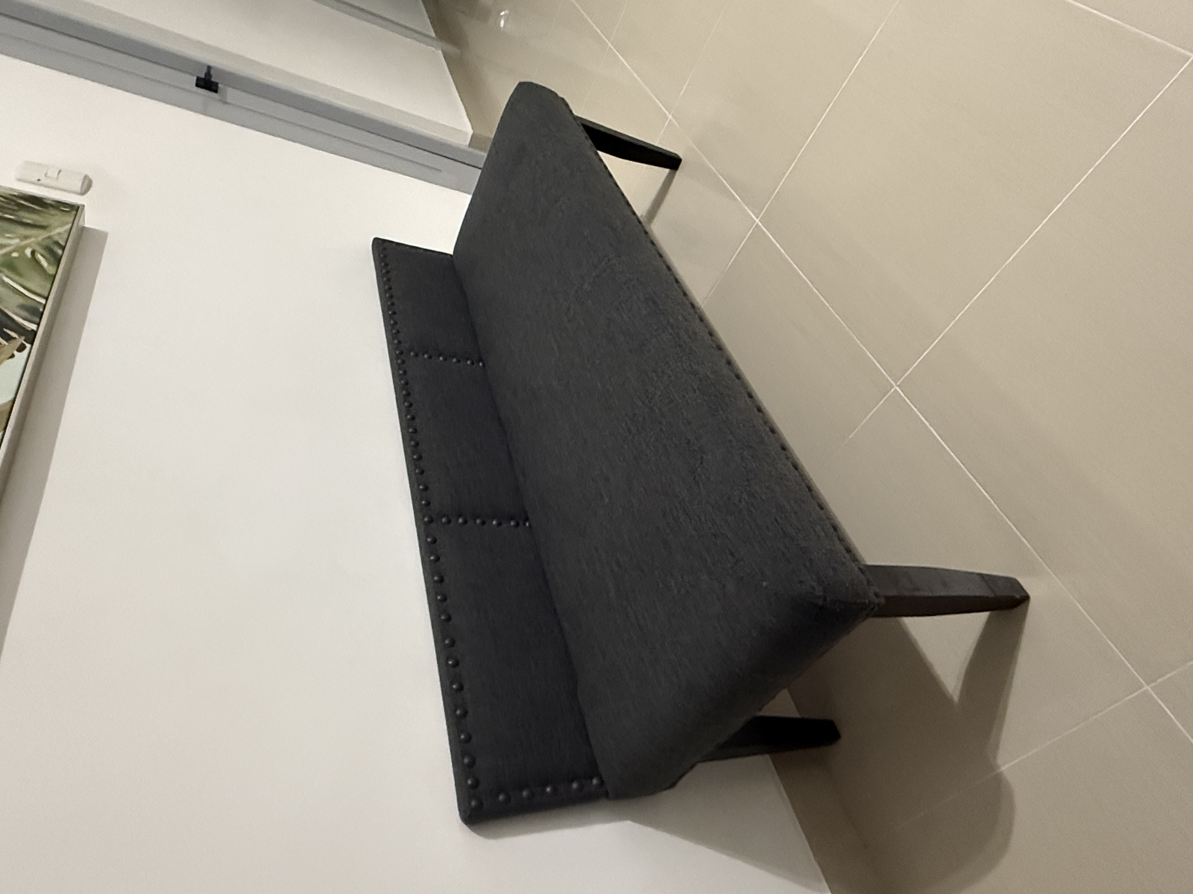 muebles y colchones - Banco tapizado de tela de Ilumel 1