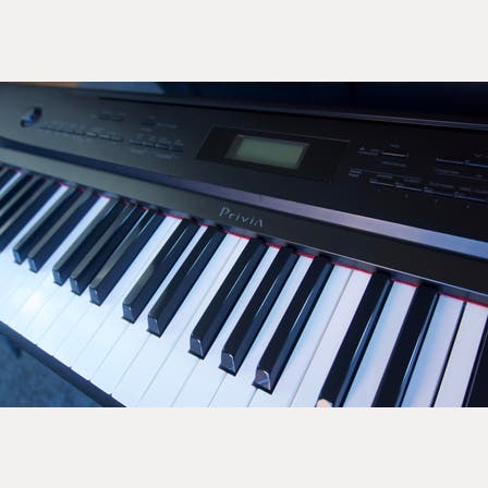 instrumentos musicales - Se vende piano digital Casio Privia PX-330 88 teclas en excelente estado. neg 7
