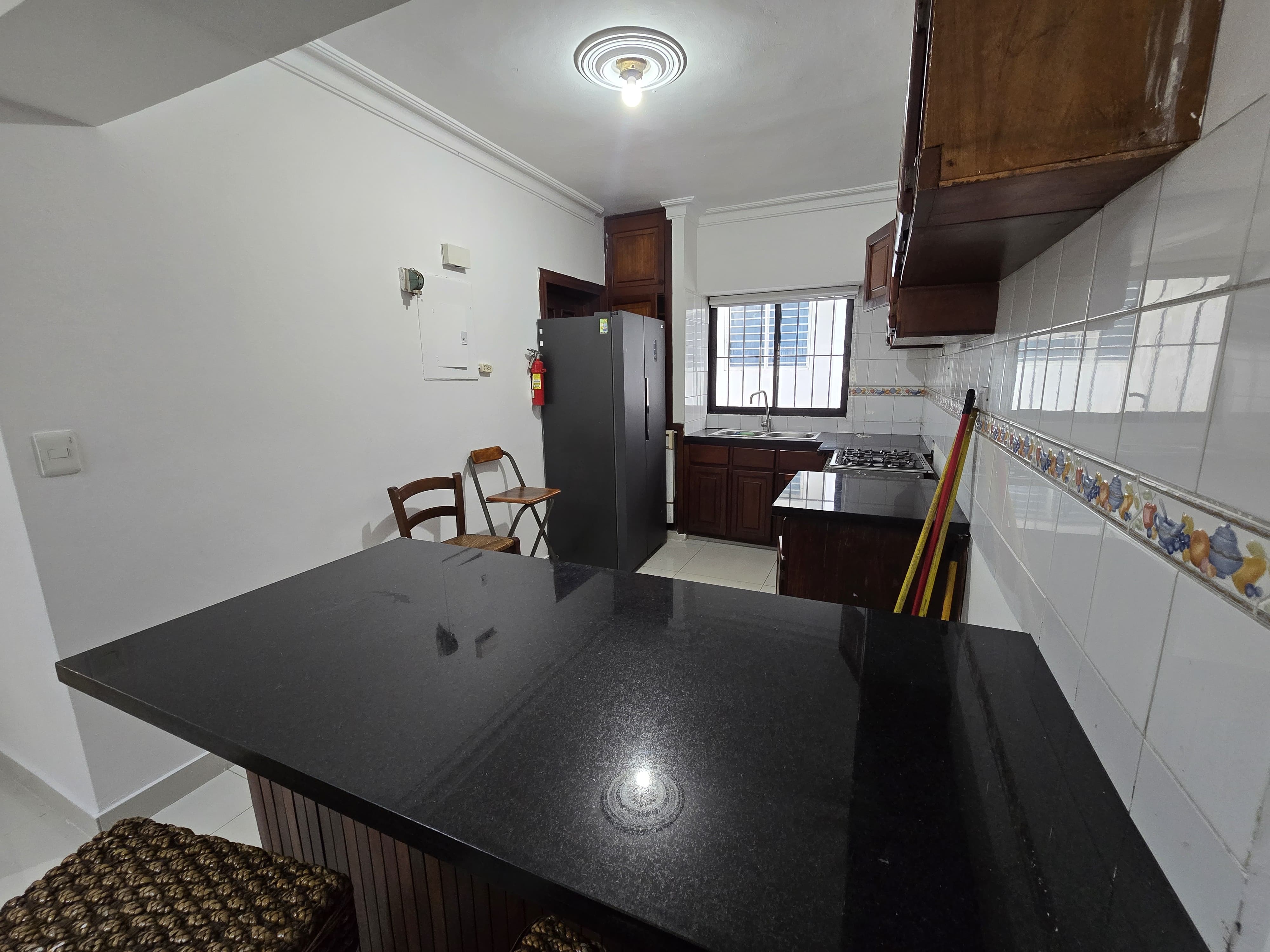 apartamentos - Apartamento Amplio Cesar Nicolas Penson 3
