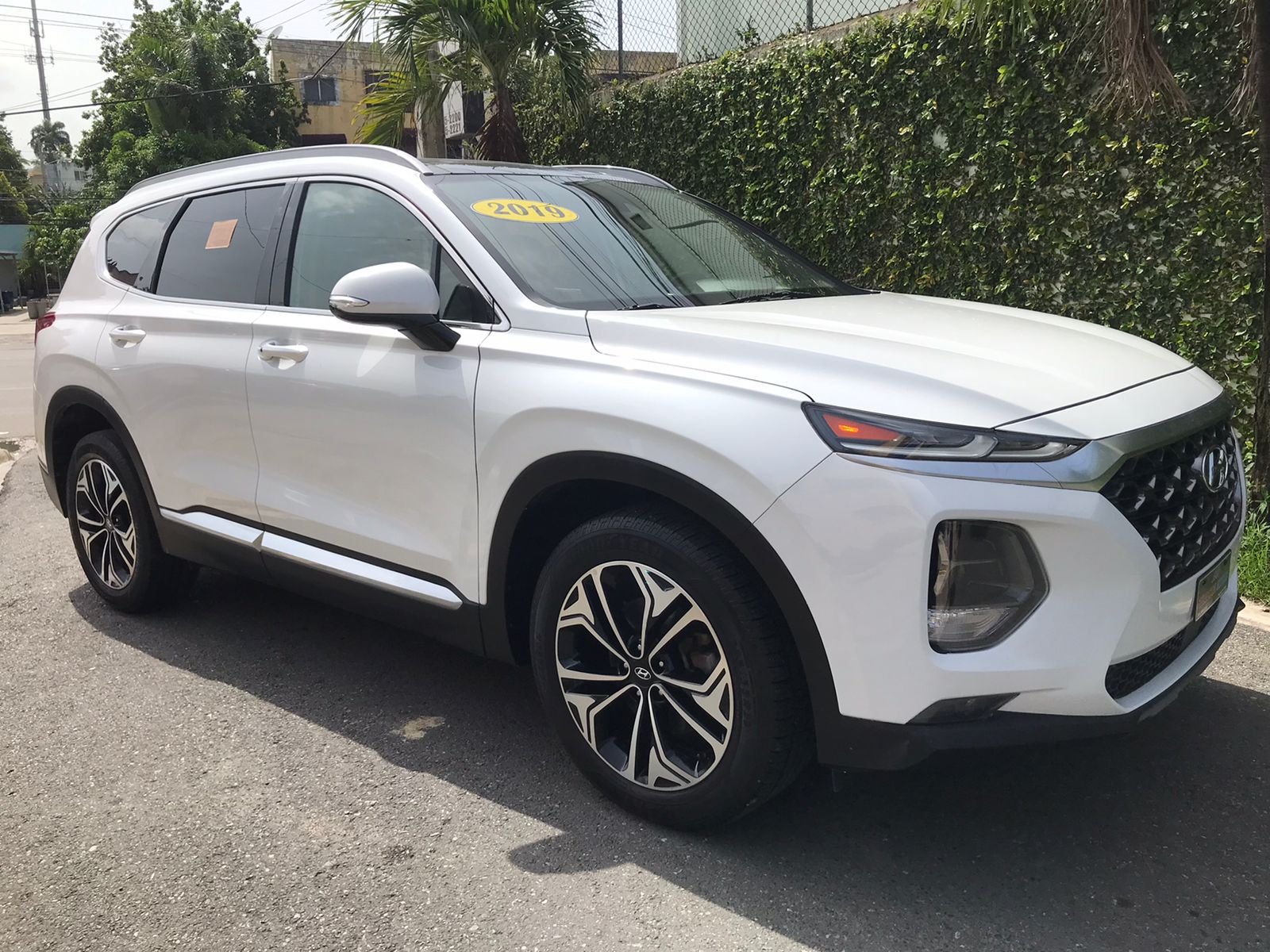 jeepetas y camionetas - HYUNDAI SANTA FE LIMITED 2019