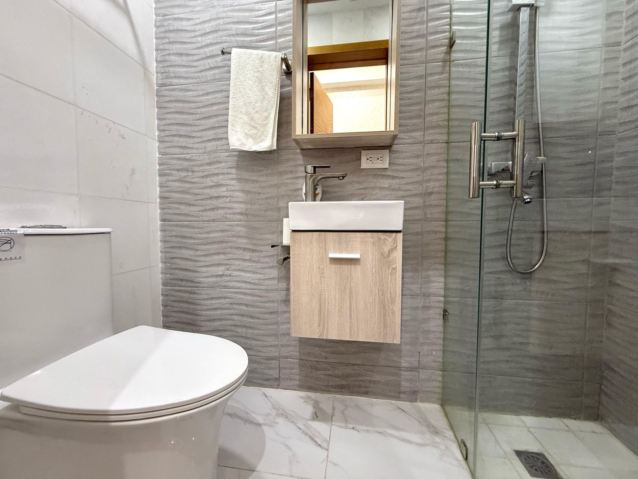 apartamentos - Apartamento amueblado en Piantini  5