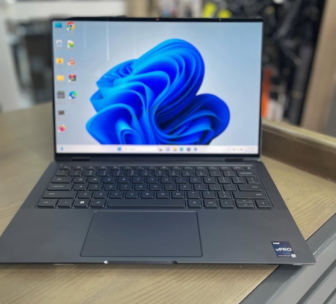 computadoras y laptops - Dell Latitude 9330 2-in-1 14” 2560 x 1600 vPRO I7-1265U 512GB 32GB, Ultraligera
