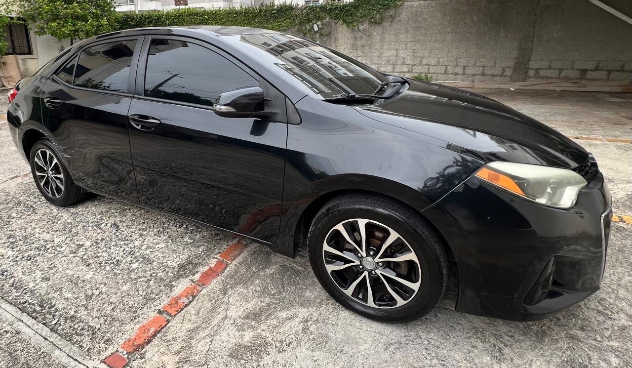 carros - Toyota corolla negro tipo S 2