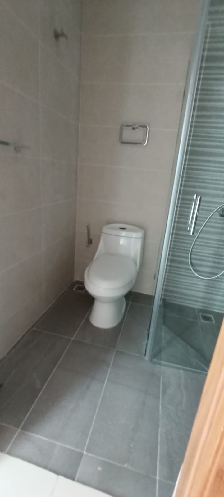 apartamentos - Renacimiento Amplio apartamento en piso alto 3hab 9