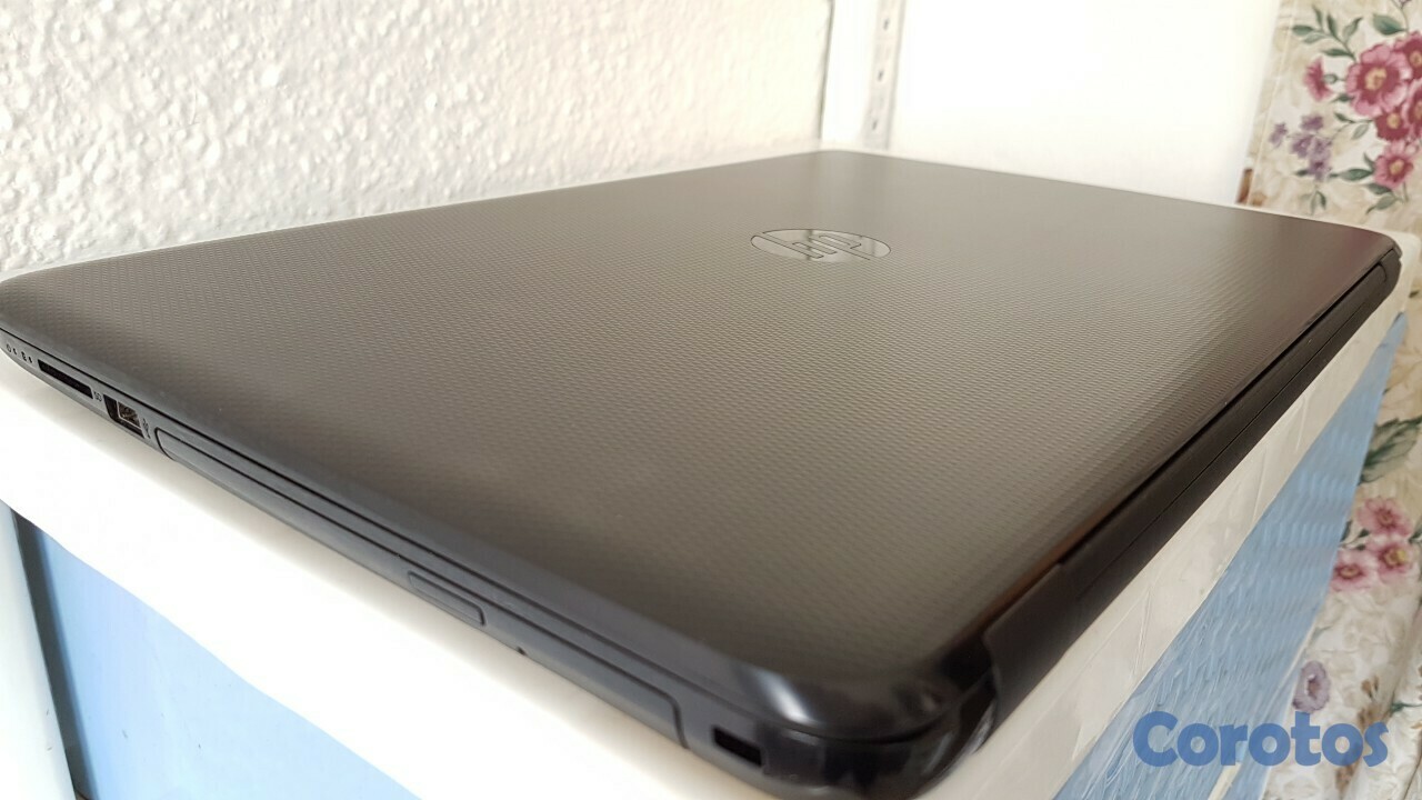 computadoras y laptops - Laptop hp 17 Pulg 7ma Gen Ram 8gb ddr4 Disco 256gb Solido hdmi 3