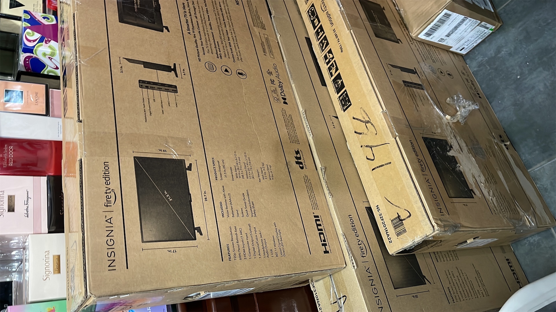 tv - Tv INSIGNIA 32”. Nueva. Smart HD. Incluye base - AL POR MAYOR Y AL DETALLE  4