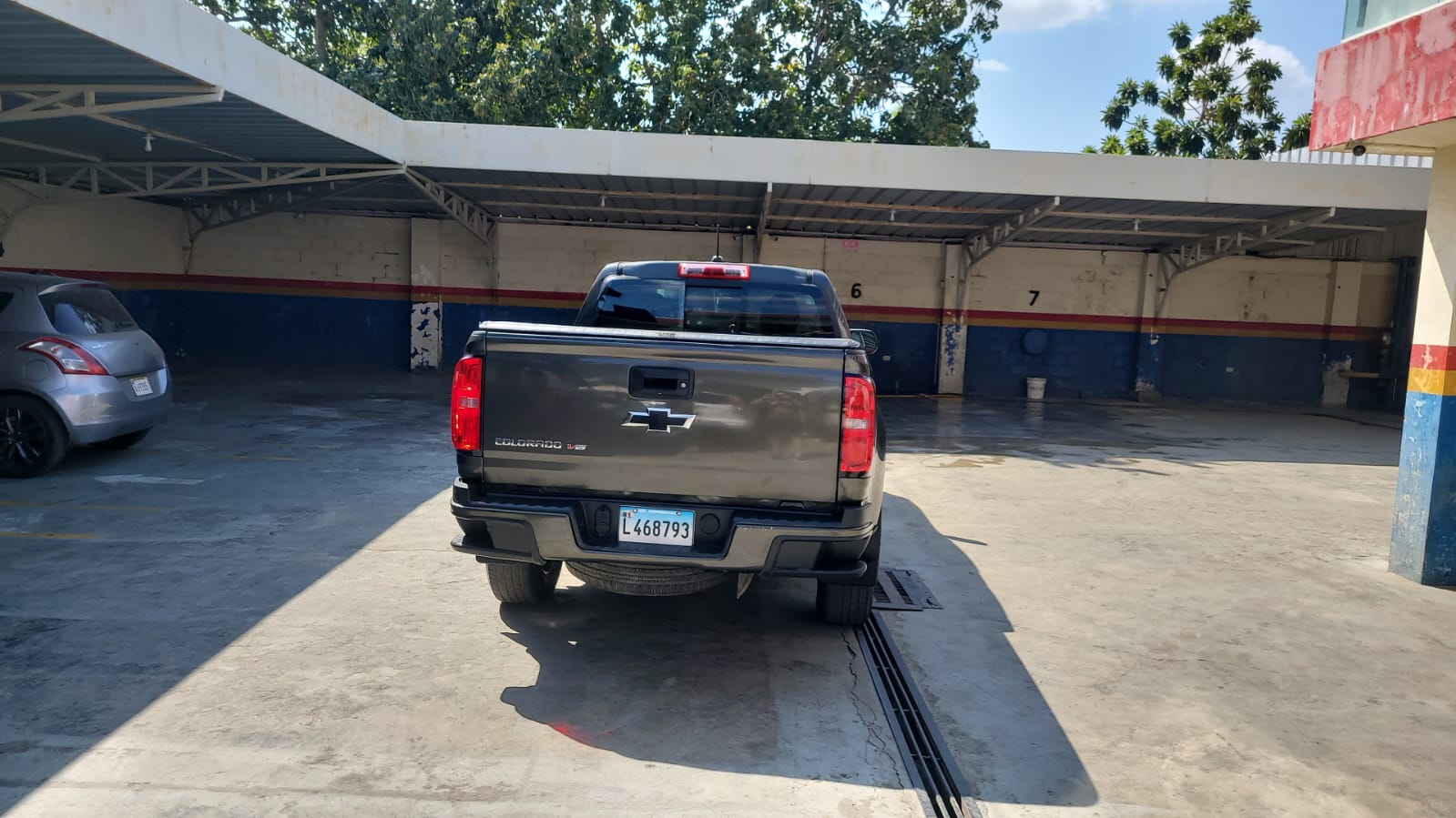 jeepetas y camionetas - chevolet colorado cama larga 2018 3