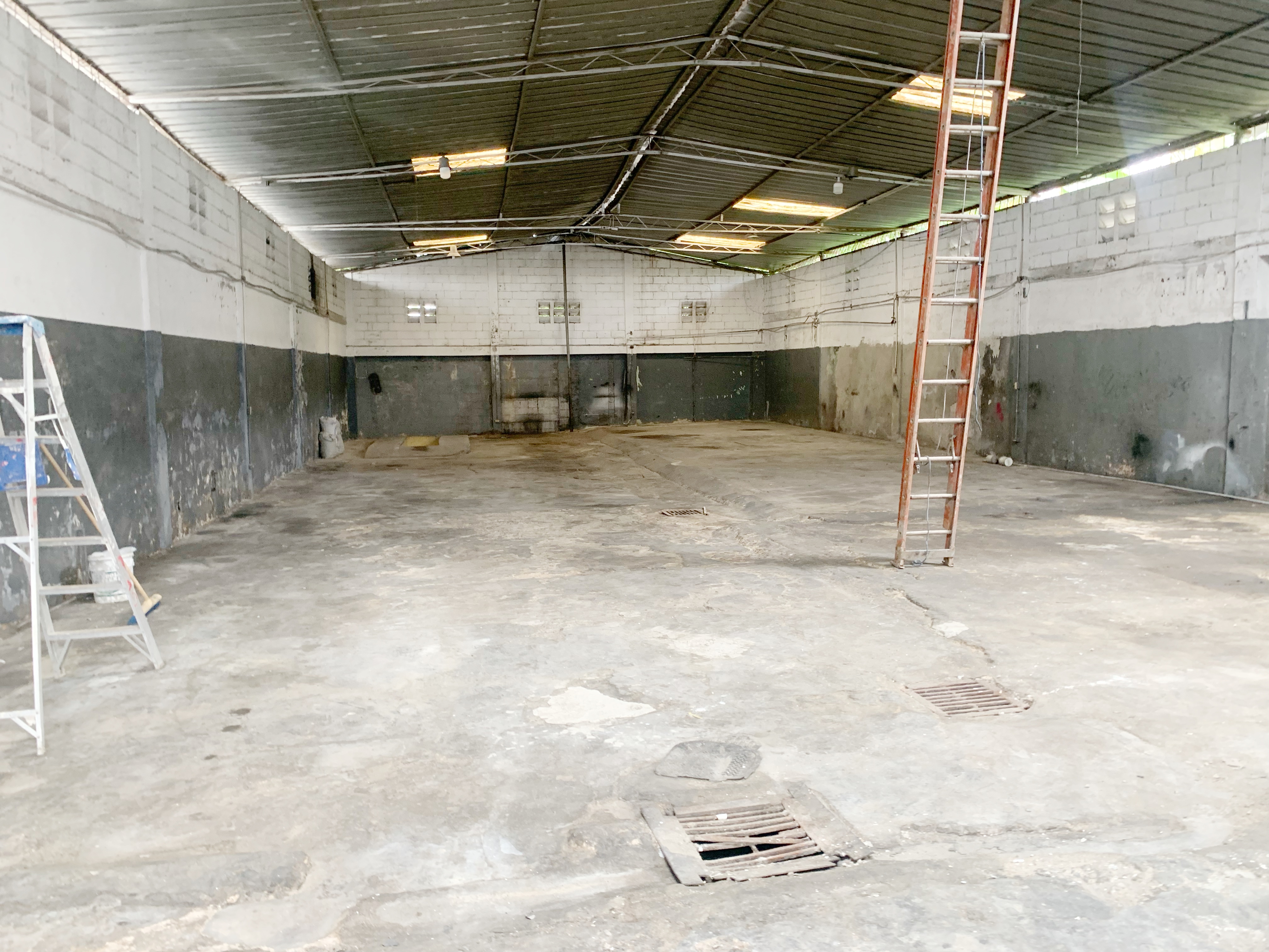 oficinas y locales comerciales - Alquiler de Nave comercial  5