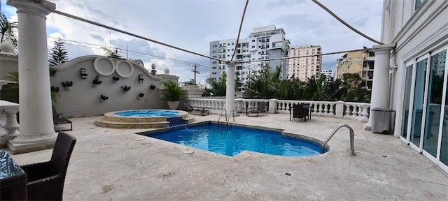 apartamentos - Venta de apartamento en el lujoso apartamento en la Esperilla distrito nacional 3
