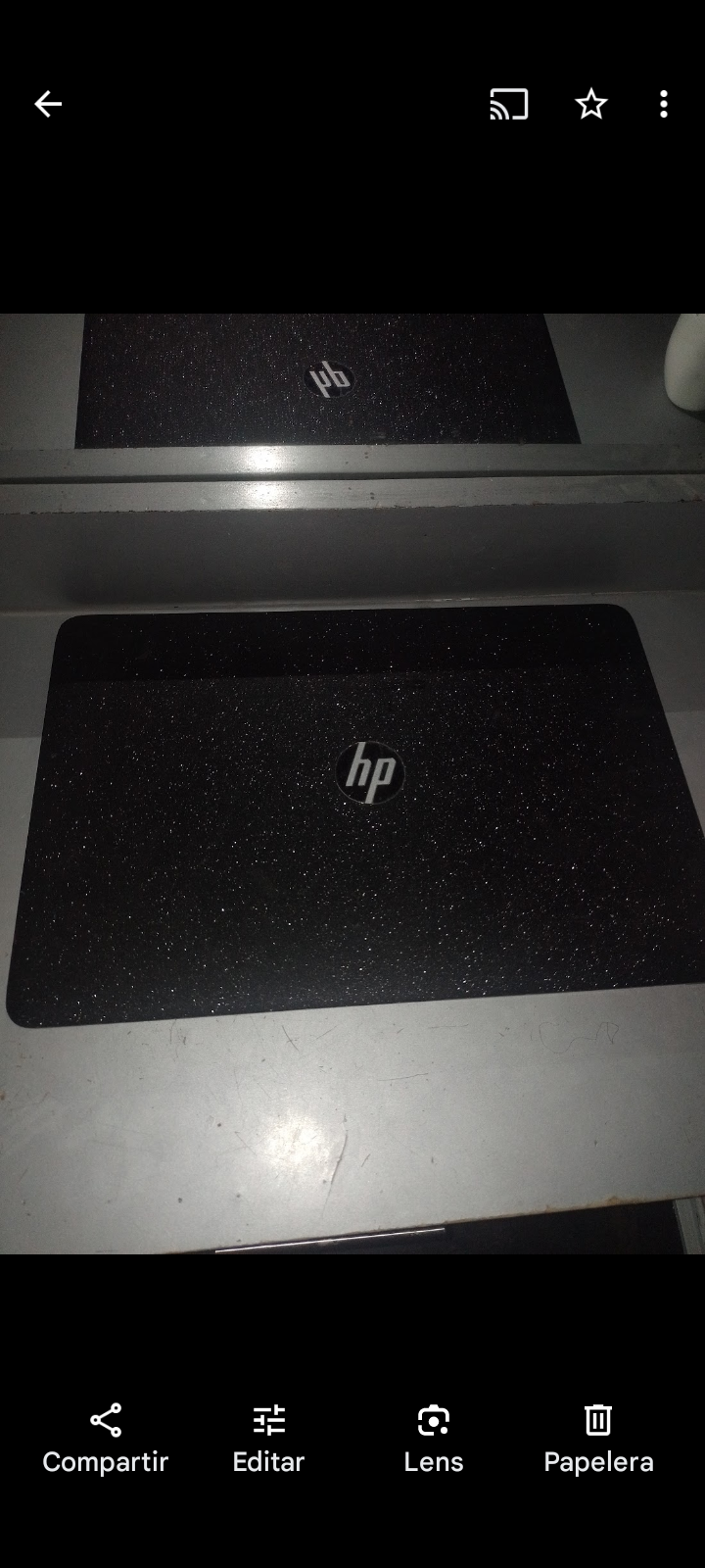computadoras y laptops - Laptop HP negra brillante  0