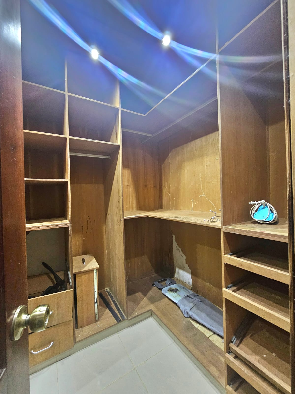 apartamentos - Apartamento en venta en Evaristo Morales de 3 hab. 5