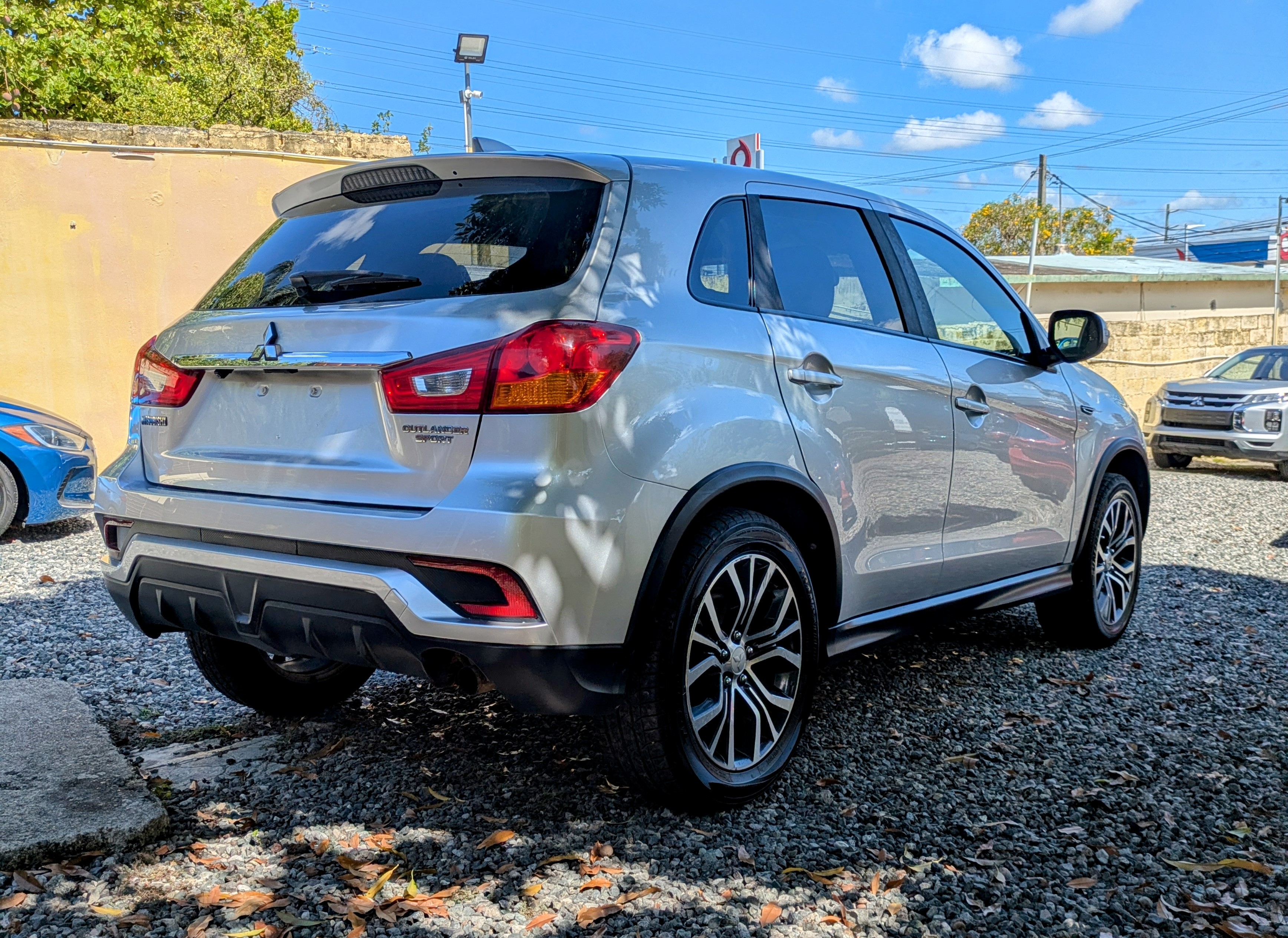 jeepetas y camionetas - Mitsubishi Outlander Sport 2019 5