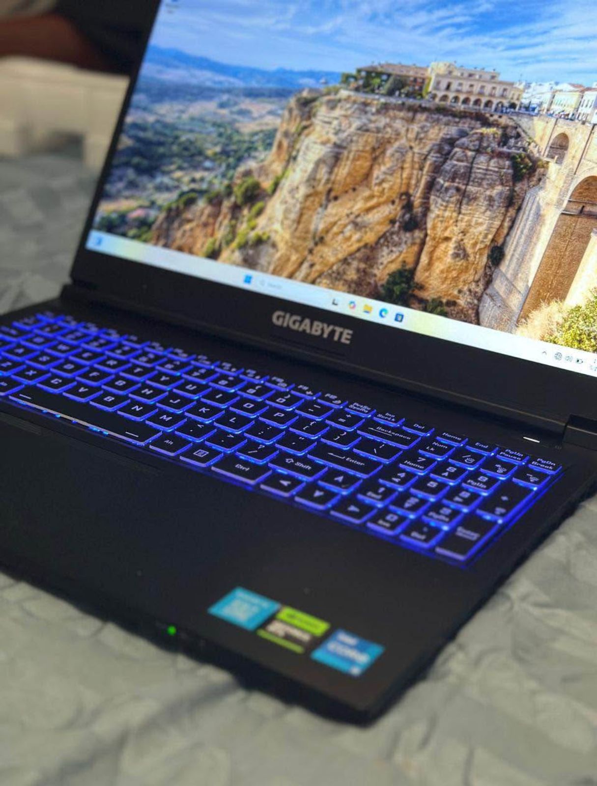 computadoras y laptops - Gigabyte G5 KF KF5 I7-12650H 2,50 GHZ oportunidad 1