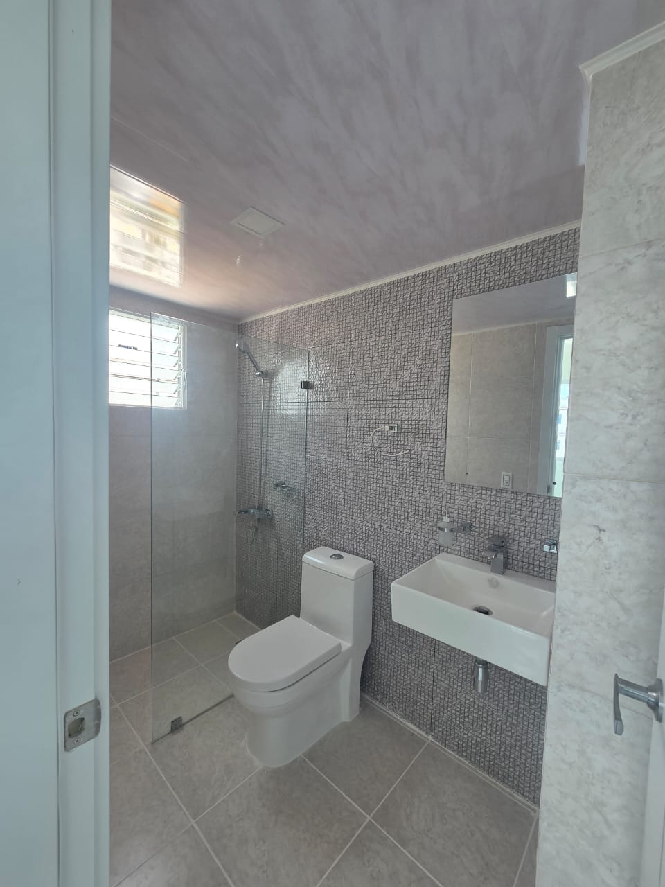 apartamentos - Apartamento 130 metros en Las Cayenas SD Este  5
