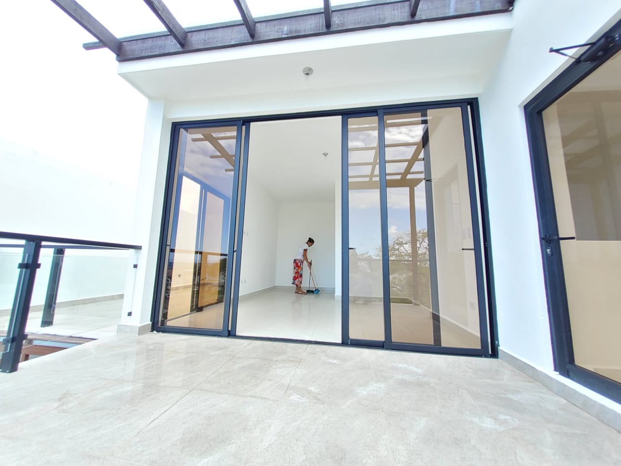 penthouses -  Beachfront 2-Level Penthouse | 4BR | Ocean View  2