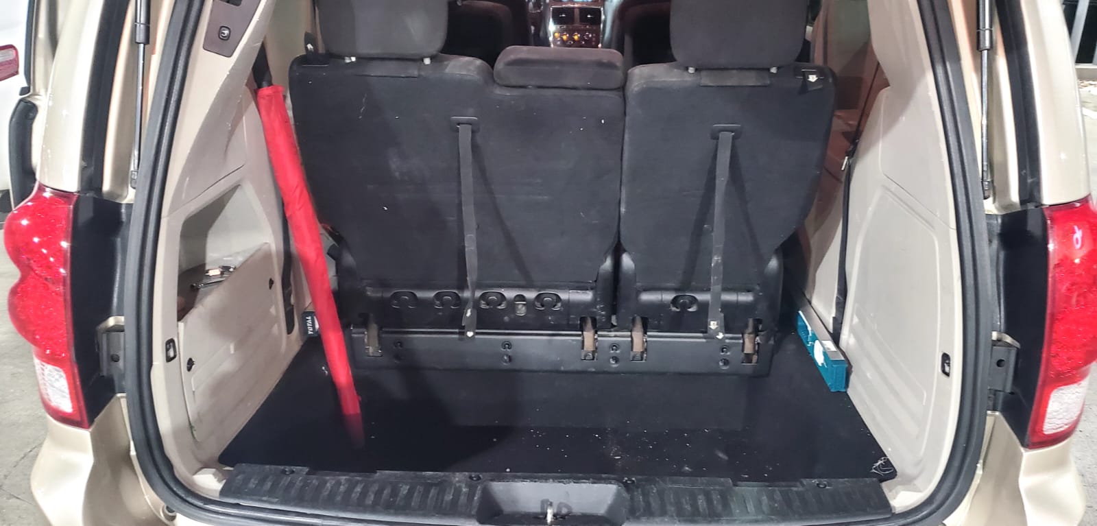 otros vehiculos - Dogde Gran Caravana STX 2014 Full 5