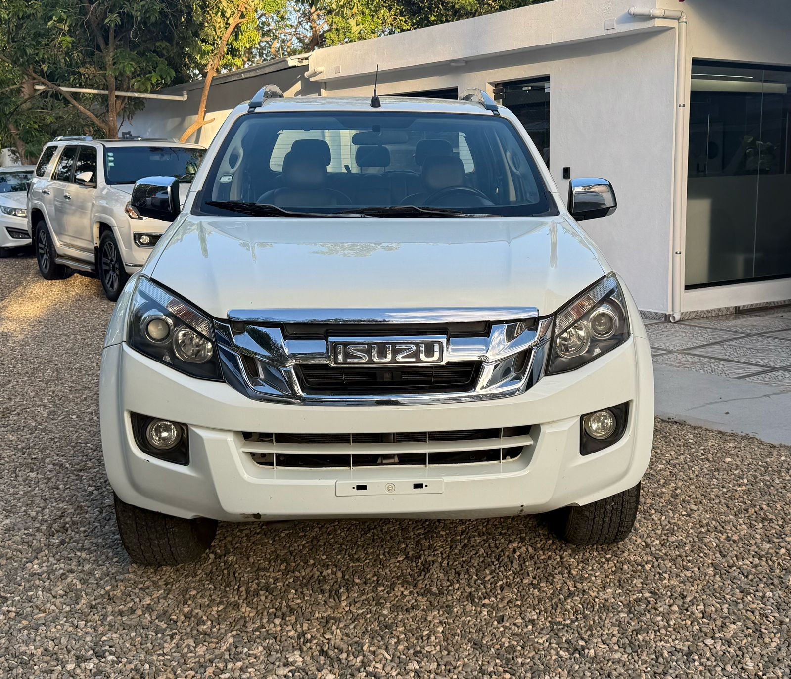 jeepetas y camionetas - Isuzu dmax 2013 0