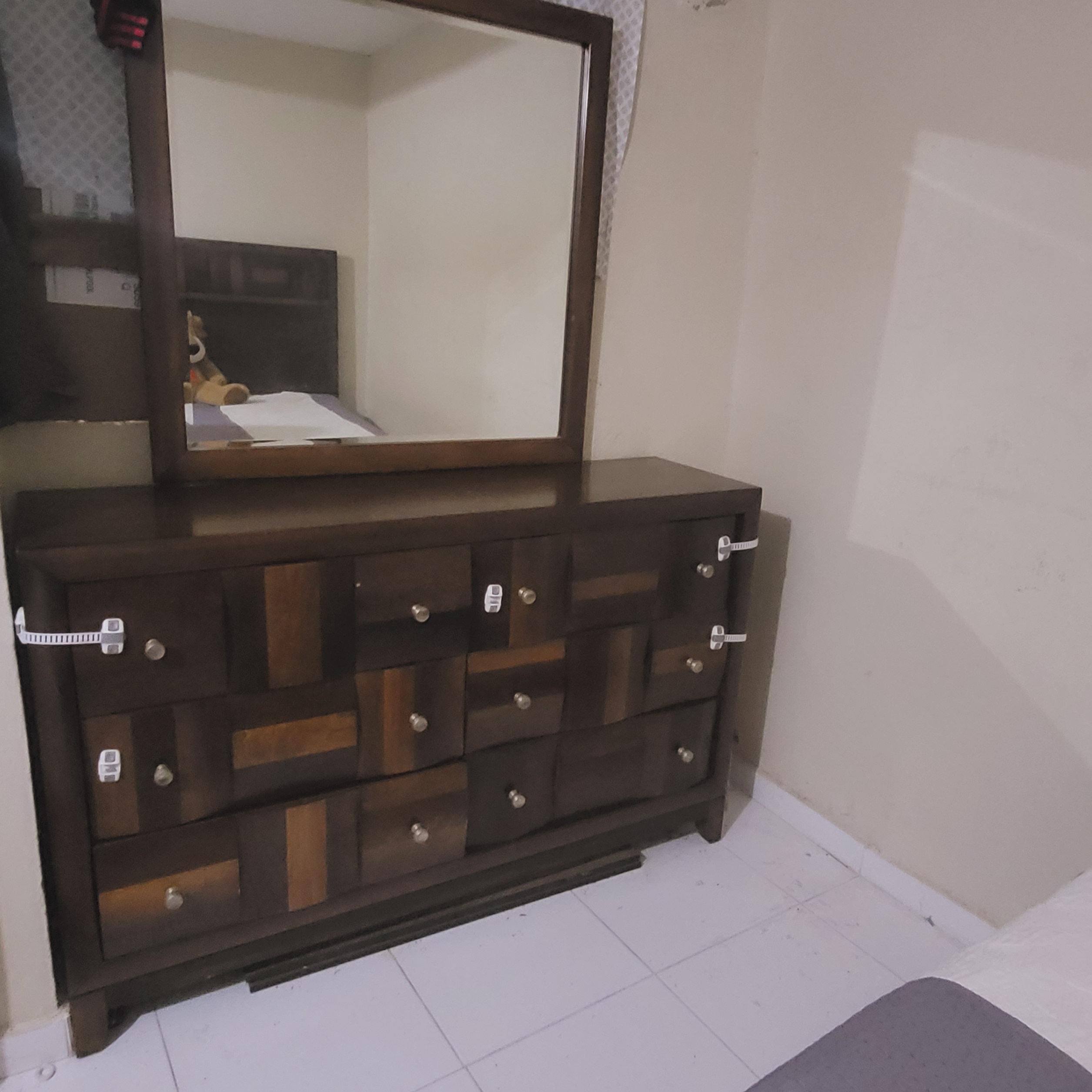 muebles y colchones - por motivo de viaje vendo juego de habitación sin colchón, sin colchón!!! 1