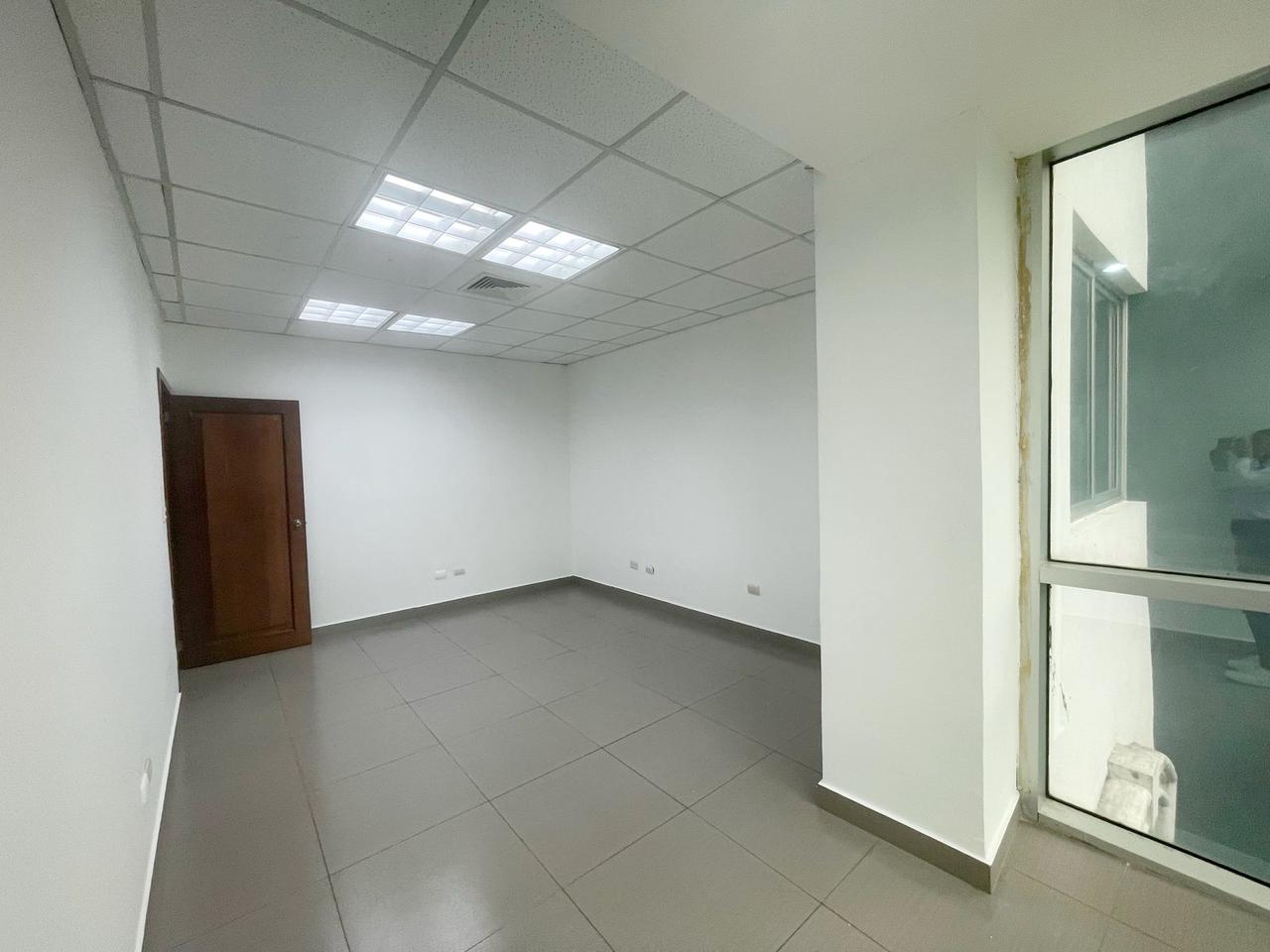 oficinas y locales comerciales - Alquiler local en la esperilla 7