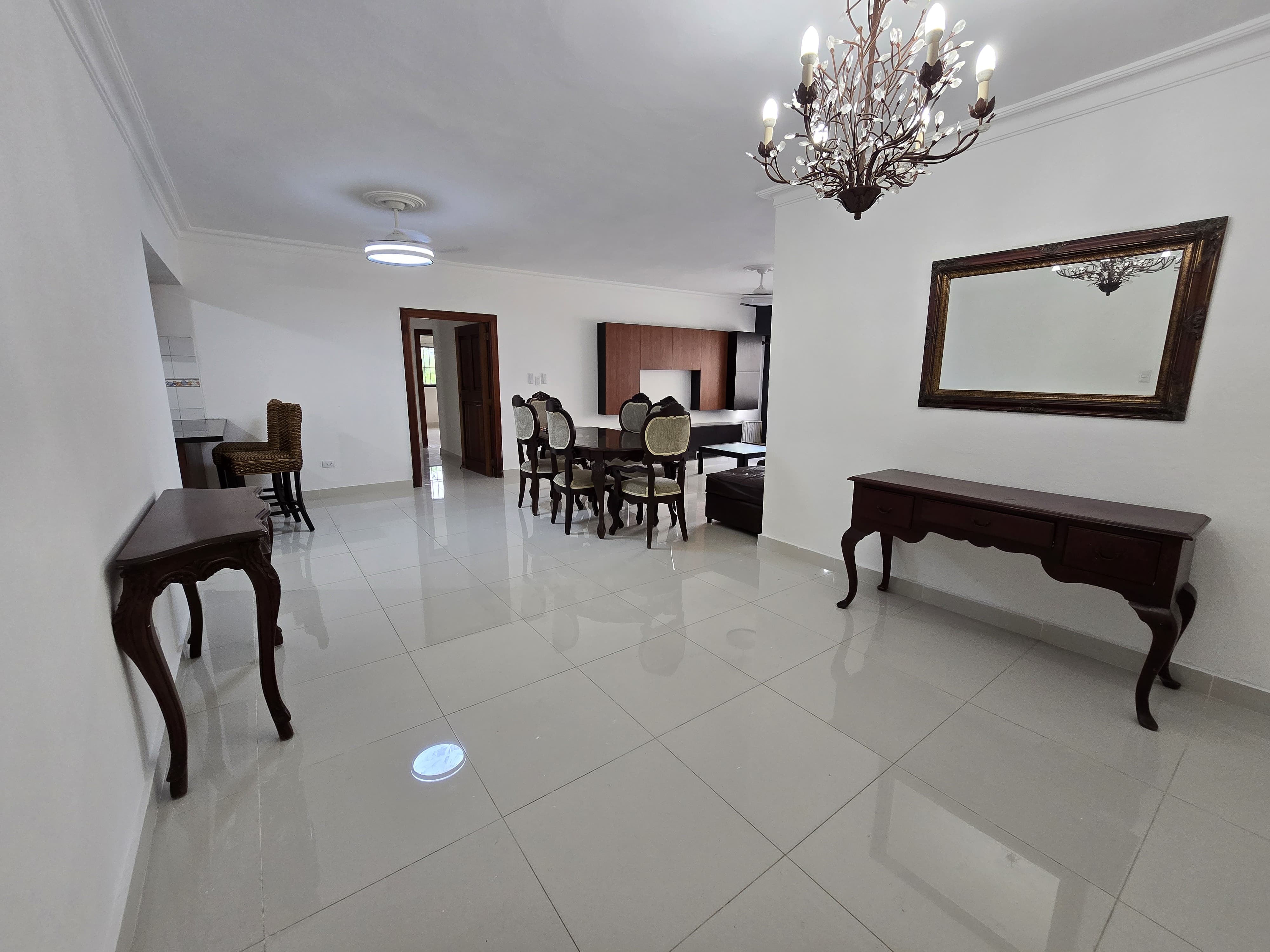 apartamentos - Apartamento Amplio Cesar Nicolas Penson 4