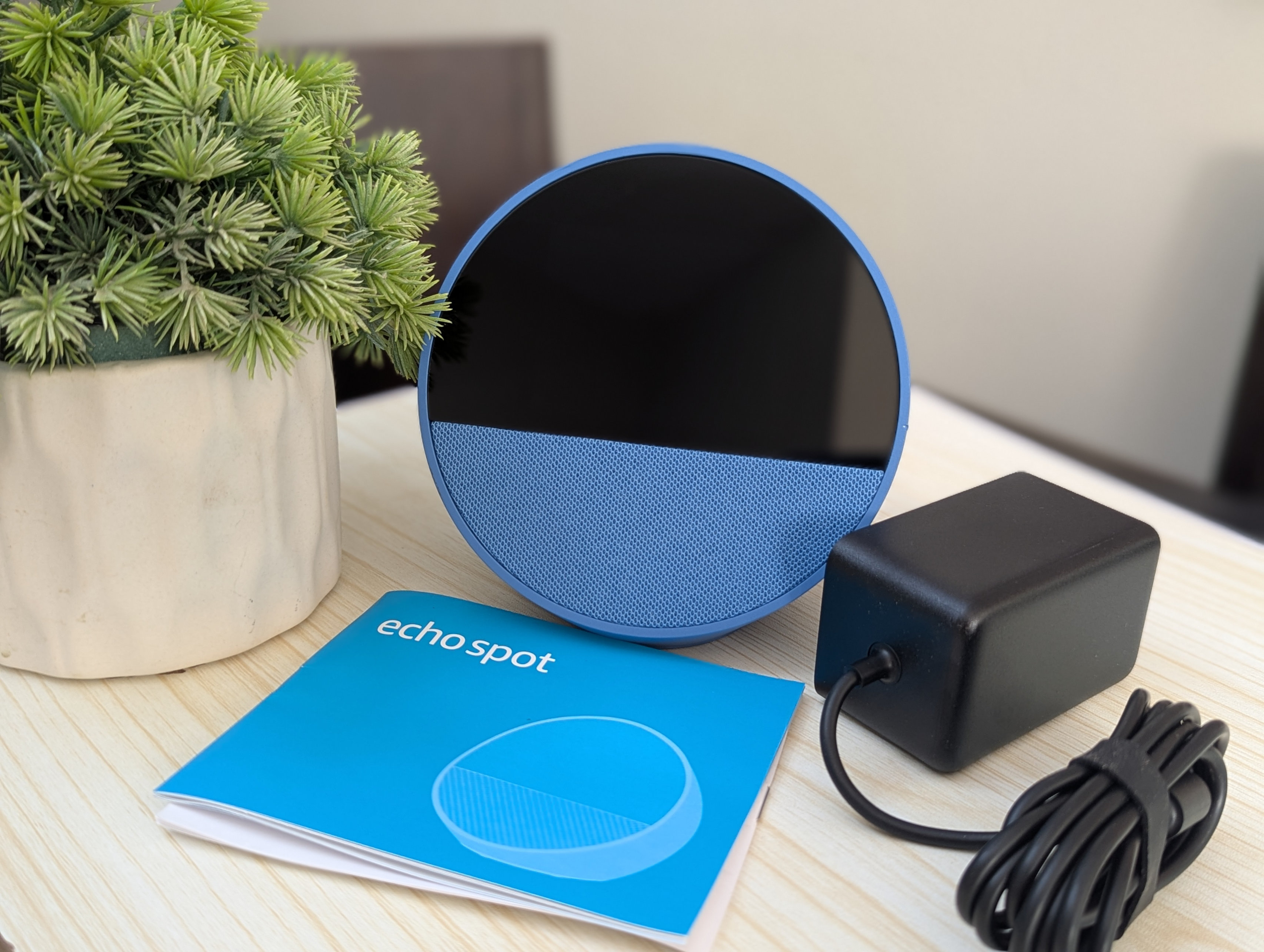 otros electronicos - 🌙✨ ¡Despierta con estilo e inteligencia! 🔊🕒 Alexa Echo Spot de última Gen. 3