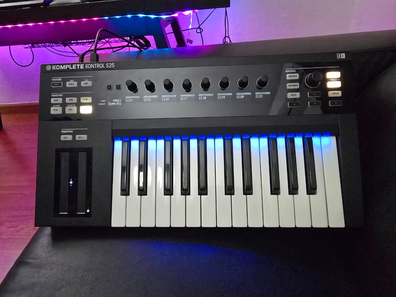 instrumentos musicales - Piano Komplete Kontrol S25 MK1 0